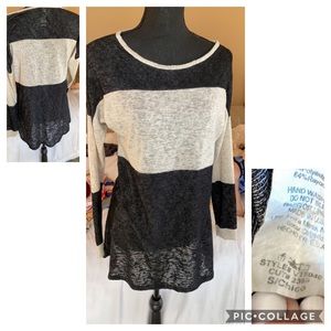 Colorblock sweater size small